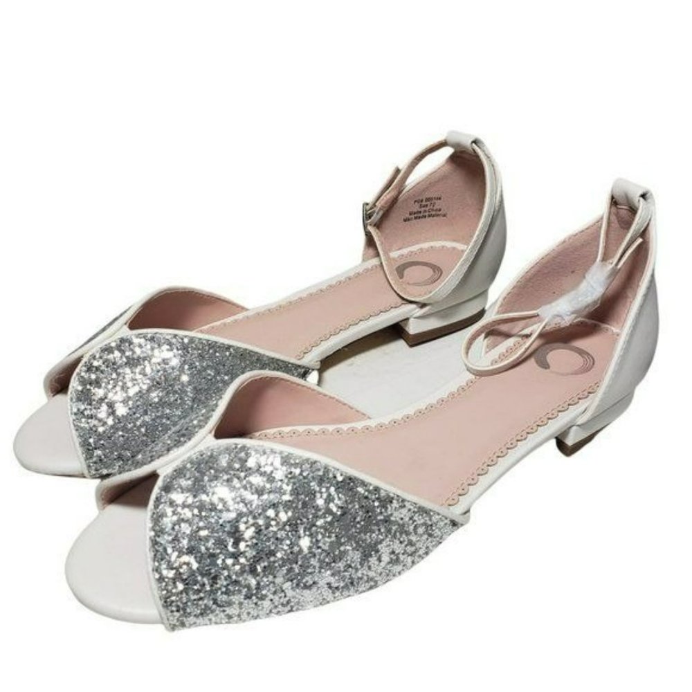 Journee Verona White Low Block Heel Silver Glitter Open Toe Buckle Pumps Sz 7.5